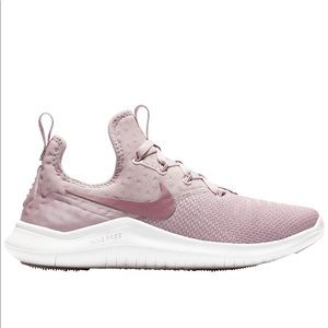 Nike Womens Free Tr 8 Running Shoe